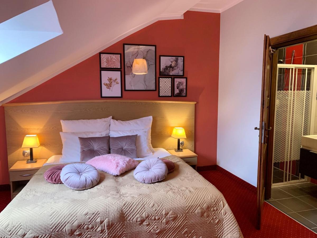 Dw California Bed & Breakfast เรวัล ภายนอก รูปภาพ