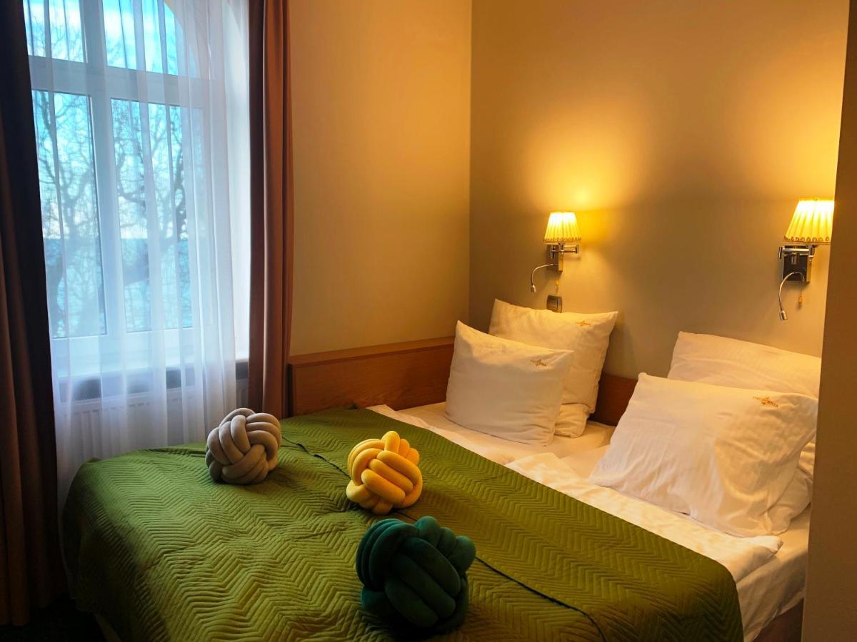 Dw California Bed & Breakfast เรวัล ภายนอก รูปภาพ