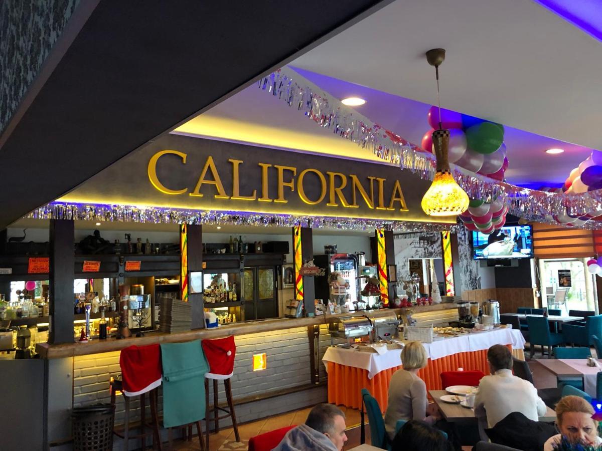 Dw California Bed & Breakfast เรวัล ภายนอก รูปภาพ
